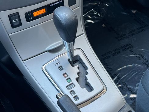 Used 2010 Toyota Corolla S image 20