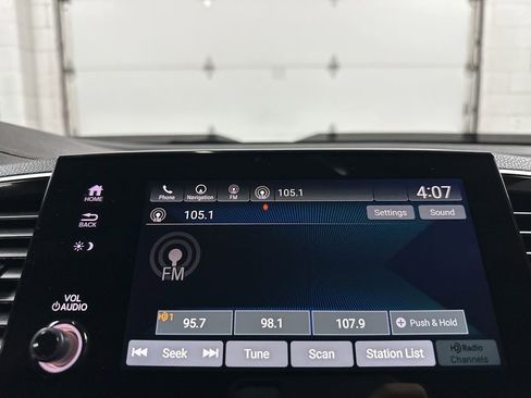 Used 2025 Honda Passport TrailSport image 27