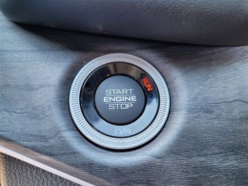 Used 2023 Jeep Grand Cherokee 4xe image 14