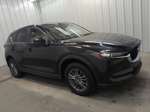 Used 2017 MAZDA CX-5 Touring w/ Preferred Equipment Package AWD/4WD image 11