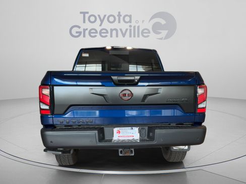 Used 2024 Nissan Titan PRO-4X w/ Pro-4x Convenience Package AWD/4WD image 5