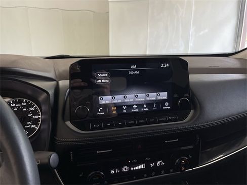 Certified 2022 Nissan Rogue SL w/ SL Premium Package image 28