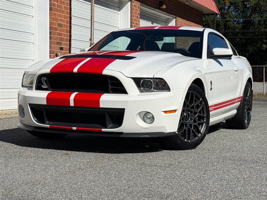 Used 2013 Ford Mustang Shelby GT500 RWD image 7