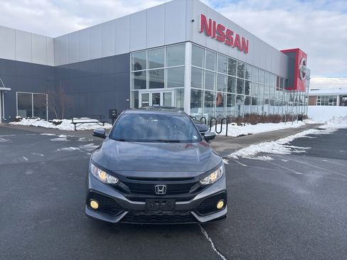 Used 2019 Honda Civic EX image 2