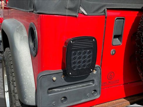 Used 2003 Jeep Wrangler SE AWD/4WD image 15