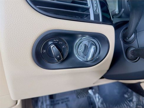 New 2026 Porsche Macan image 11