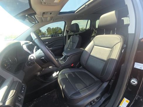 Used 2023 GMC Acadia SLT w/ Elevation Edition AWD/4WD image 26