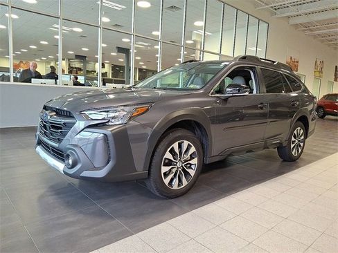 Certified 2025 Subaru Outback Limited image 3