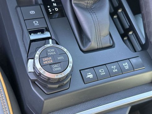 Used 2024 Toyota Tacoma 4x4 Double Cab Hybrid image 25