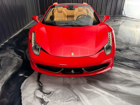 Used 2012 Ferrari 458 Spider RWD image 2