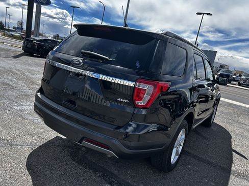 Used 2019 Ford Explorer XLT w/ Equipment Group 202A AWD/4WD image 5