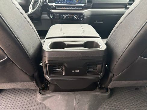 Used 2025 Chevrolet Silverado 2500 LT AWD/4WD image 23
