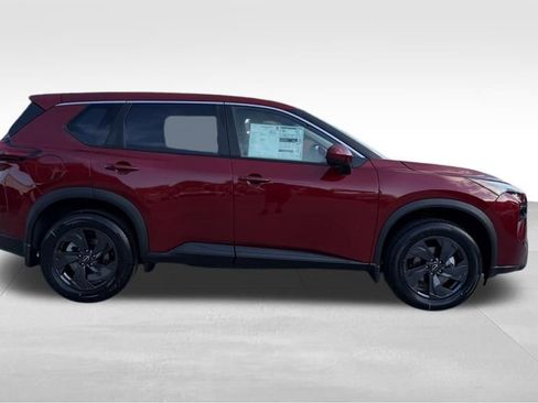 New 2026 Nissan Rogue SV FWD image 9