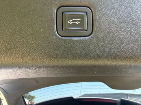 Used 2021 Chevrolet Blazer LT AWD/4WD image 22