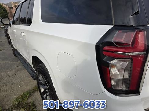 Used 2023 Chevrolet Suburban Z71 AWD/4WD image 8