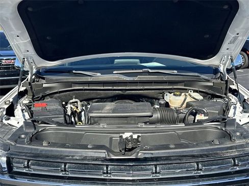 Certified 2023 Chevrolet Suburban Premier image 29