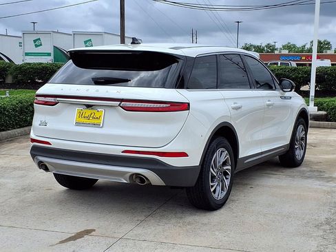Used 2023 Lincoln Corsair FWD image 2