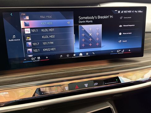 Certified 2023 BMW 760i xDrive AWD/4WD image 23