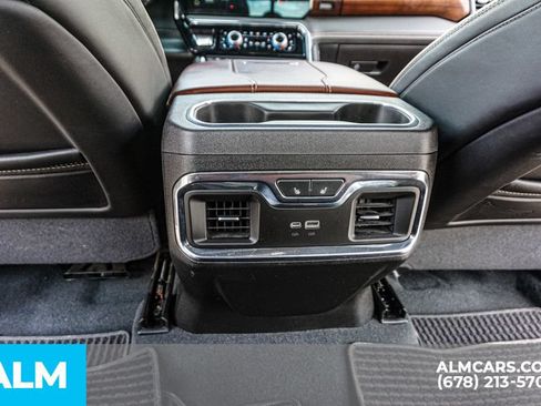 Used 2024 GMC Sierra 3500 Denali Ultimate AWD/4WD image 30