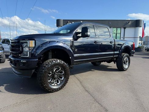 Used 2022 Ford F250 Lariat w/ Black Appearance Package AWD/4WD image 2
