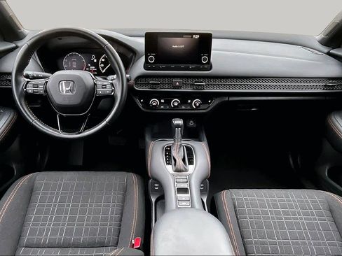 Used 2025 Honda HR-V Sport image 14