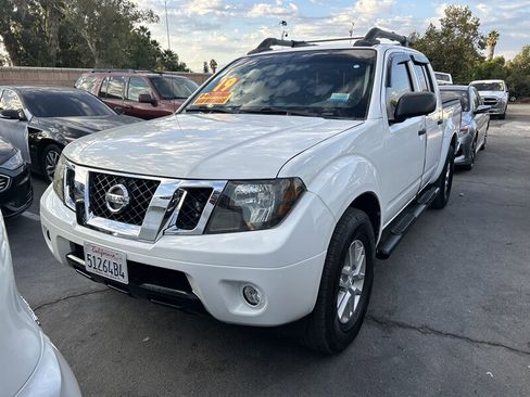 Used 2019 Nissan Frontier SV image 6