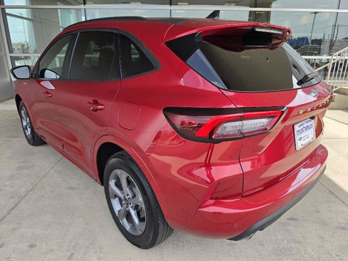 Used 2023 Ford Escape ST-Line w/ Tech Pack #1 AWD/4WD image 3