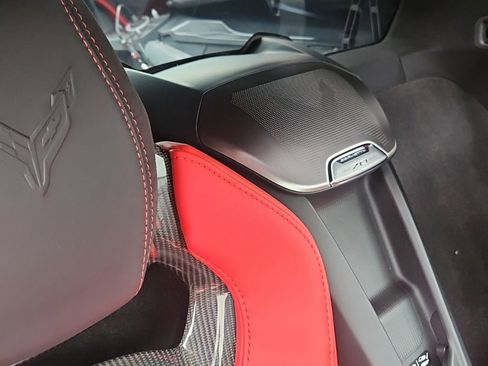 Used 2023 Chevrolet Corvette Stingray Preferred Cpe w/ Z51 Performance Package RWD image 8