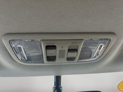 Used 2017 Honda HR-V EX-L image 34