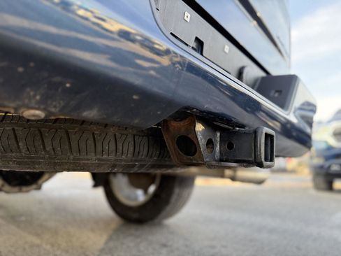 Used 2020 Chevrolet Silverado 1500 Custom w/ Custom Value Package image 11