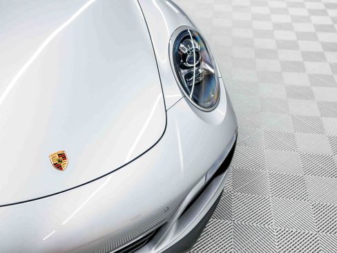 Used 2019 Porsche 911 Carrera T RWD image 14