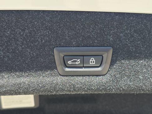 Used 2020 BMW M340i RWD image 16