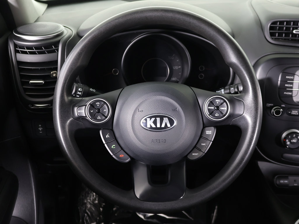 Used 2018 Kia Soul FWD image 31