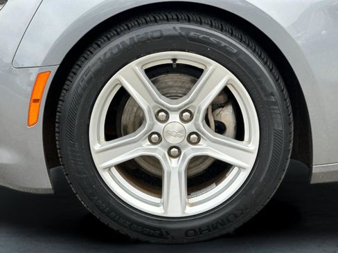 Used 2020 Chevrolet Camaro LT image 24