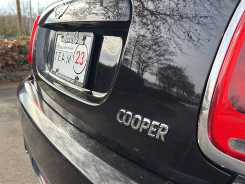 Used 2017 MINI Cooper 4-Door Hardtop image 13