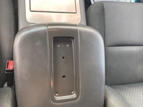 Used 2010 GMC Sierra 1500 SLE w/ All-Terrain Package AWD/4WD image 14