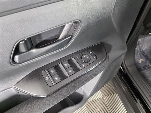 New 2026 Nissan Kicks S image 39