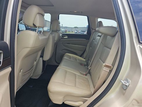Used 2014 Jeep Grand Cherokee Limited RWD image 13