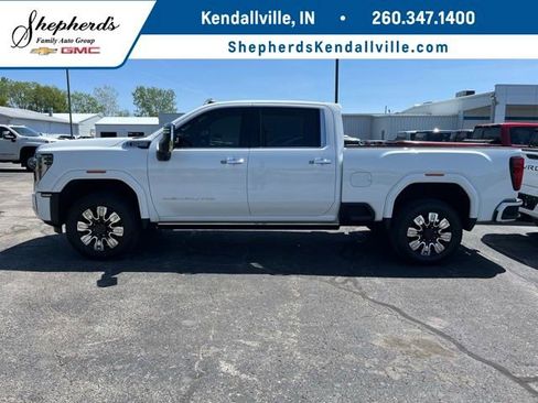 Used 2024 GMC Sierra 2500 Denali w/ Denali Reserve Package AWD/4WD image 1