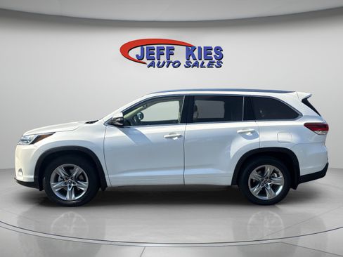 Used 2018 Toyota Highlander Limited AWD/4WD image 8