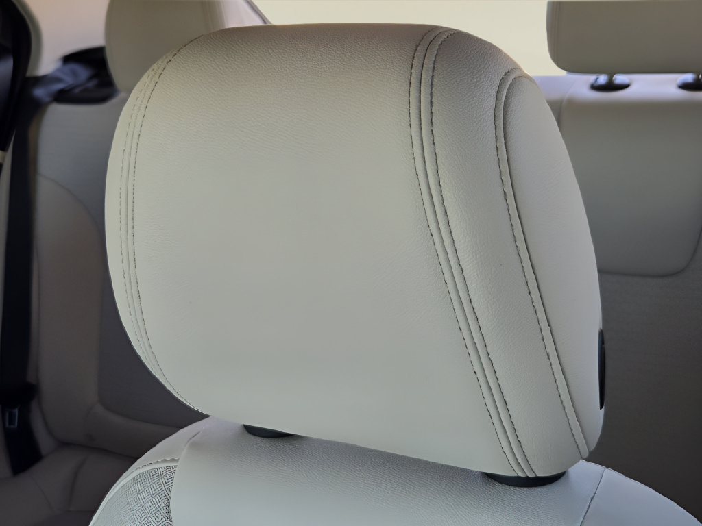 Used 2025 Buick Encore GX Preferred FWD image 21