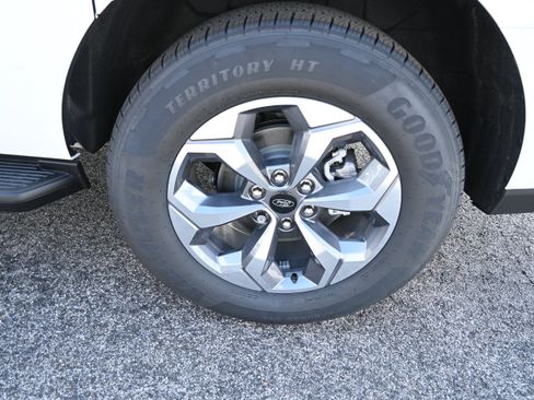 New 2027 Ford Expedition Max Active RWD image 13