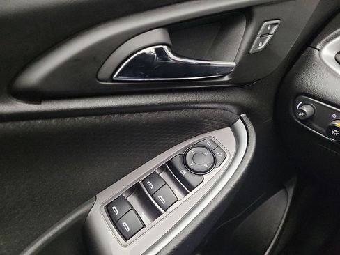 Used 2025 Chevrolet Malibu LT FWD image 27