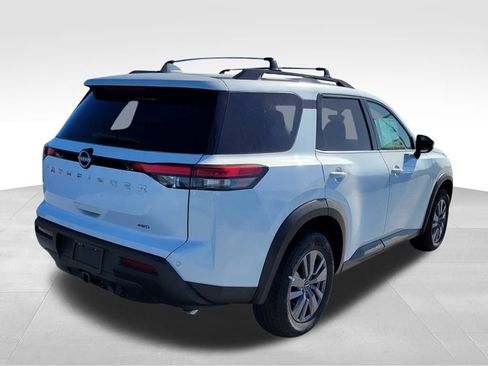 New 2025 Nissan Pathfinder SV w/ SV Premium Package image 5