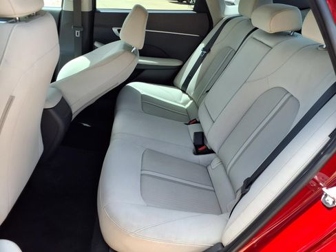 Used 2024 Hyundai Sonata SEL FWD image 25