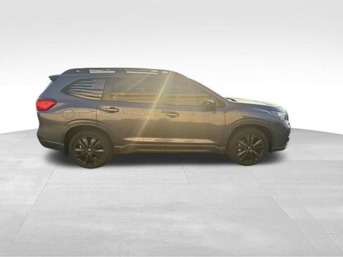 Used 2022 Subaru Ascent Onyx Edition AWD/4WD image 11