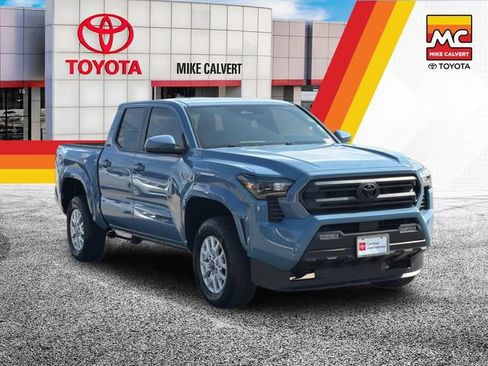 Certified 2026 Toyota Tacoma SR5 AWD/4WD image 7