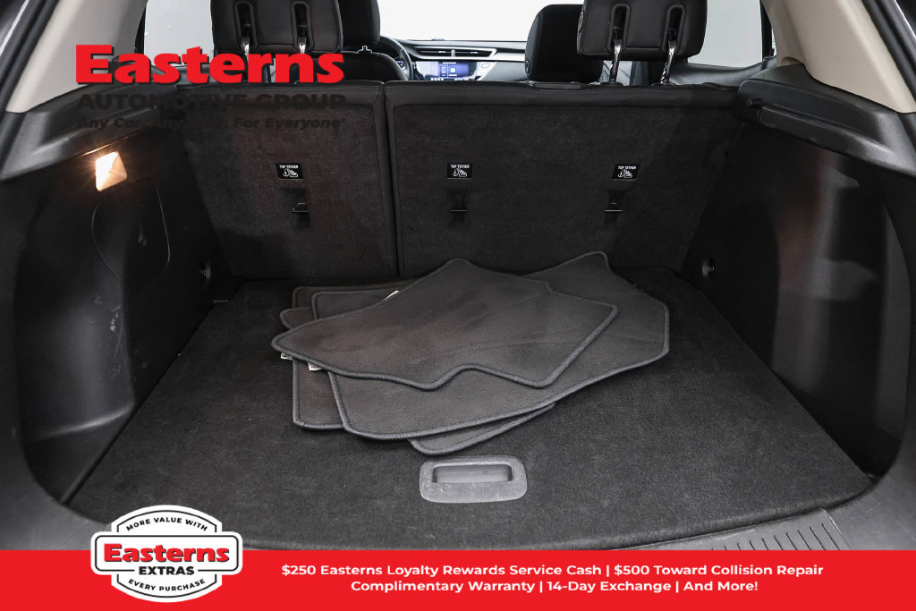 Used 2023 Buick Encore GX Preferred w/ Cold Weather Comfort Package AWD/4WD image 10