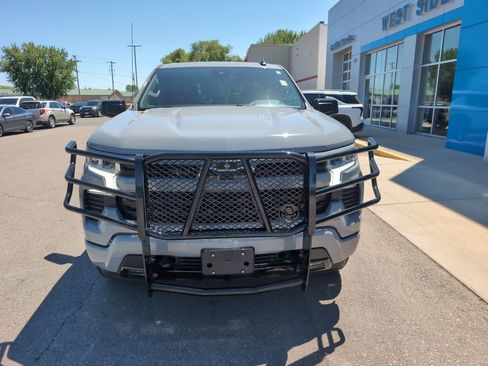 Used 2025 Chevrolet Silverado 1500 RST AWD/4WD image 3