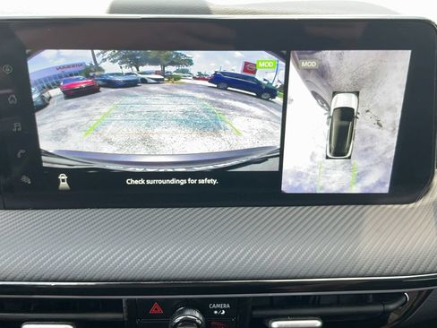 Certified 2025 Nissan Kicks SR FWD image 26